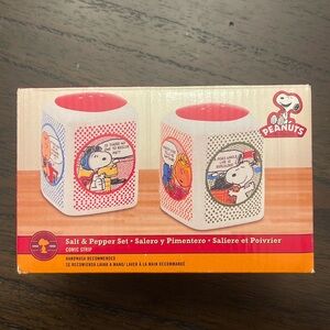 Peanuts salt & Pepper Set